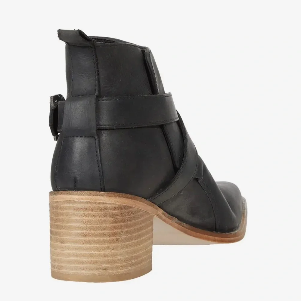 FREE PEOPLE Leather Booties